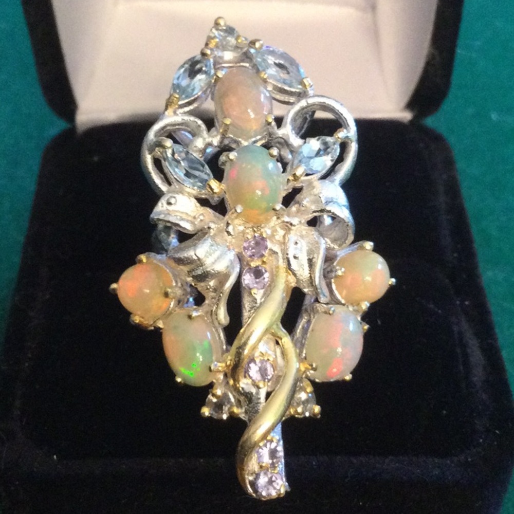 Outstanding Elegance, Genuine Natural Fiery Opal Ring - Picture 8 of 15